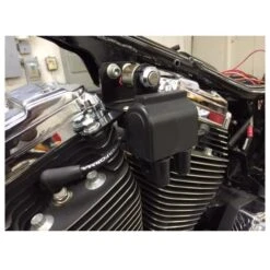 Top Motor Mount - 1986 - 2003 Sportster - With Coil And Stock Ignition Switch Mounts -Motor Parts Shop large 3998 003998 gasbox top motor mount 1986 2003 sportster with coil crank key start mount installed2